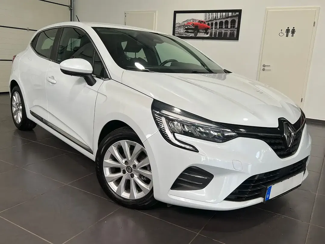 Renault Clio - Thumbnail 3