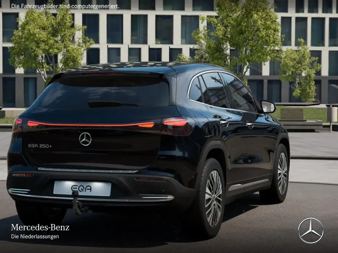 Mercedes-Benz EQA 250 - Thumbnail 4