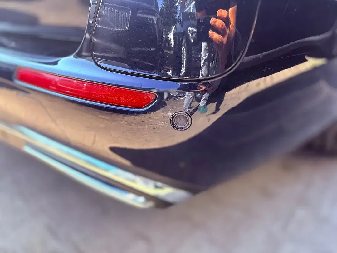Mercedes-Benz E 300 - Thumbnail 4