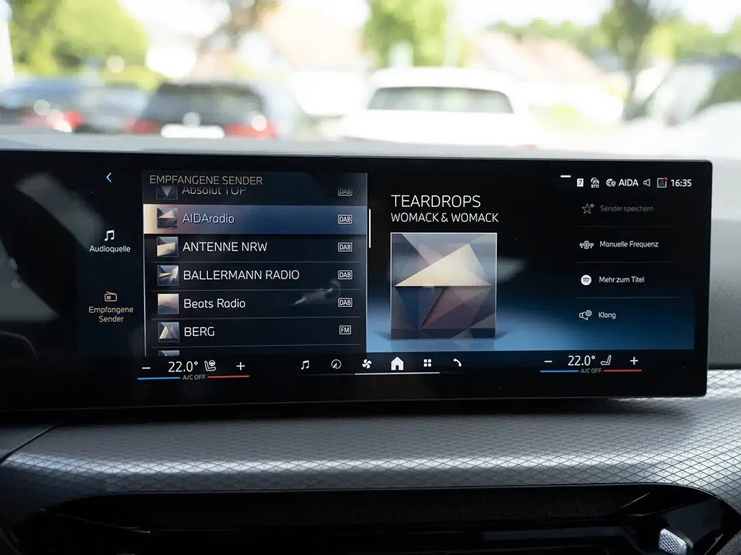 BMW 420 - Thumbnail 13