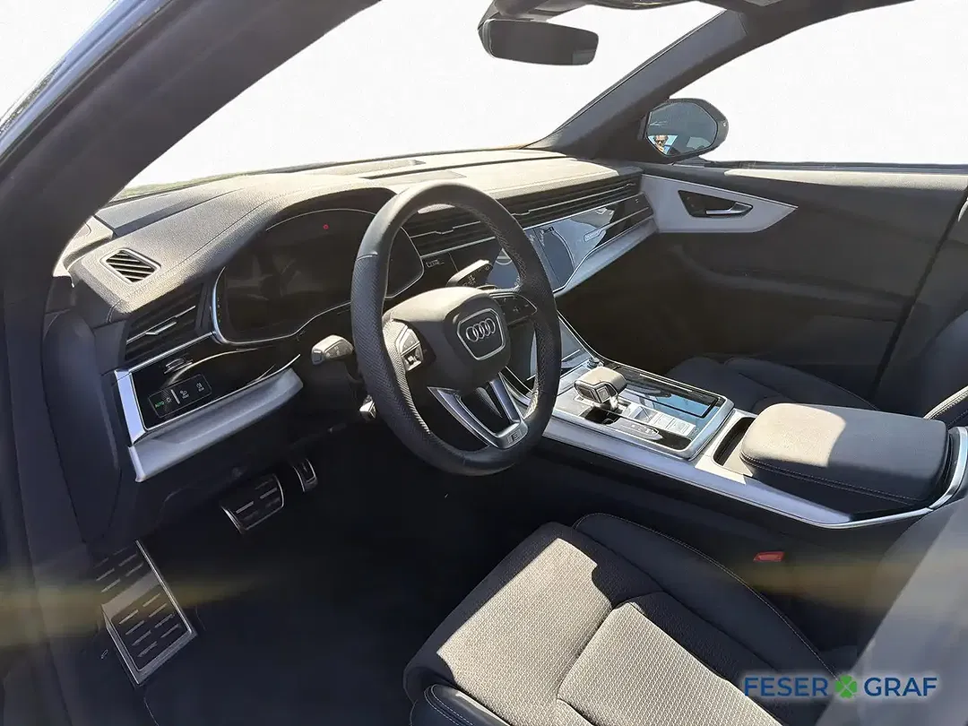 Audi Q8 - Thumbnail 7