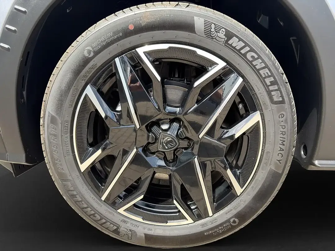 Peugeot 3008 - Thumbnail 10