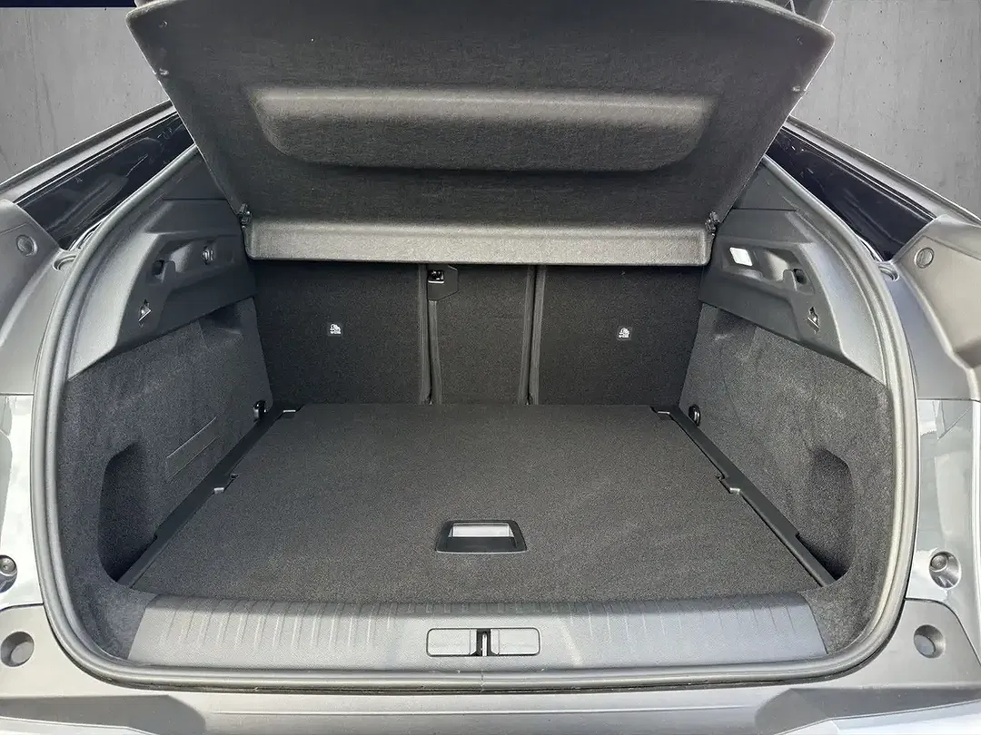 Peugeot 3008 - Thumbnail 9