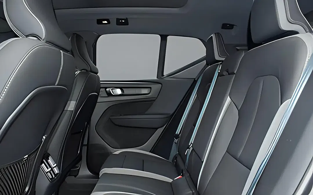 Volvo EX40 - Thumbnail 12