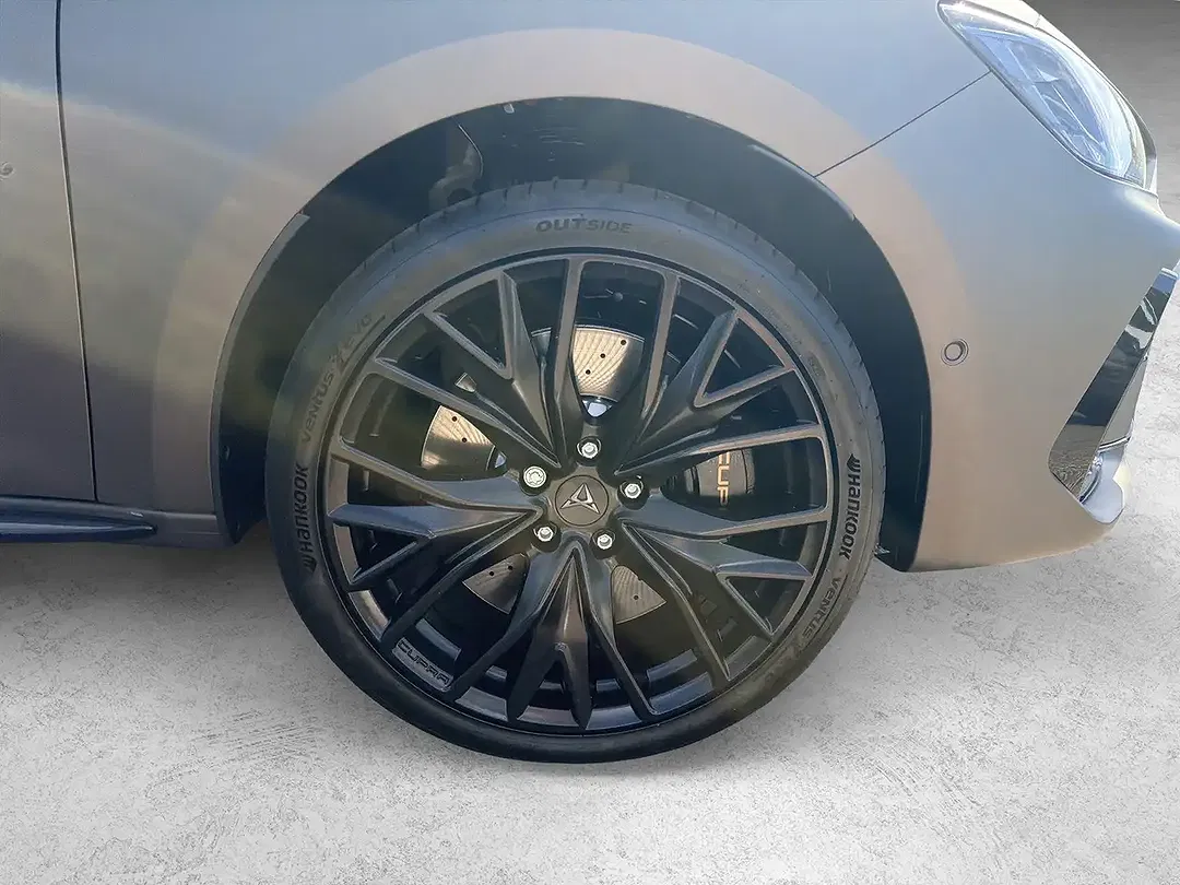 CUPRA Leon - Thumbnail 3