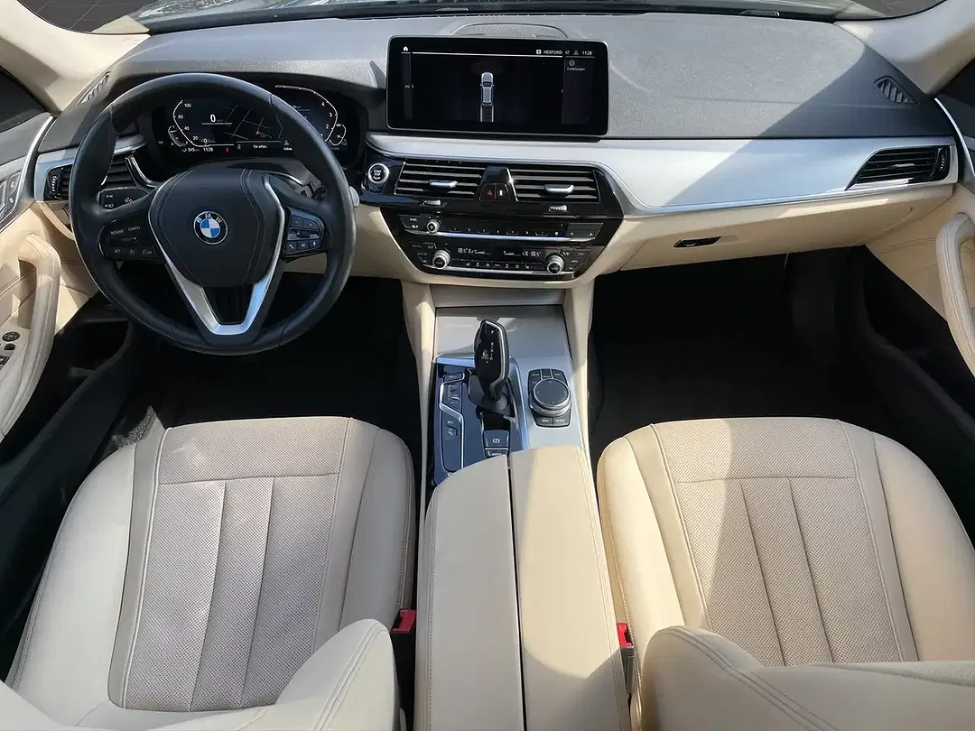 BMW 530 - Thumbnail 8