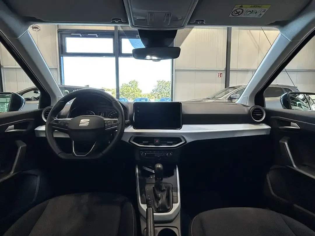 SEAT Arona - Thumbnail 9