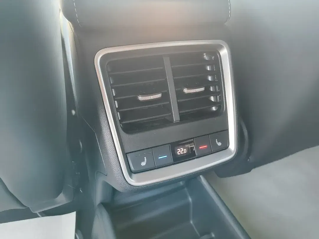 Skoda Elroq - Thumbnail 13