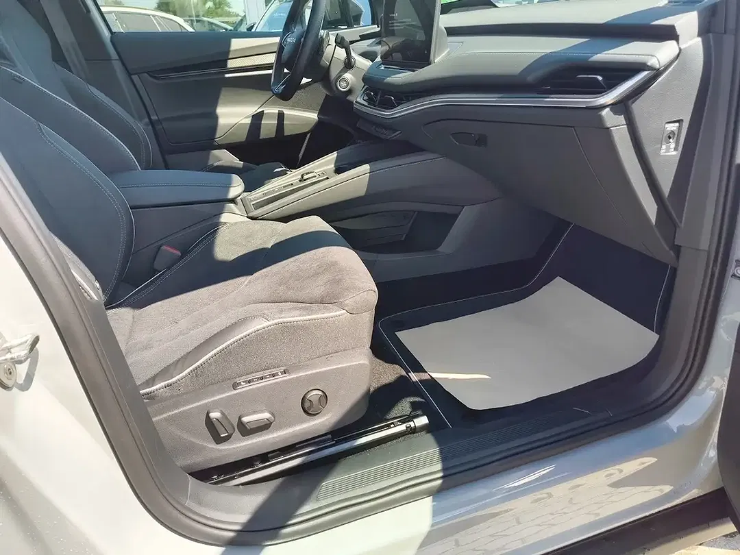 Skoda Elroq - Thumbnail 8