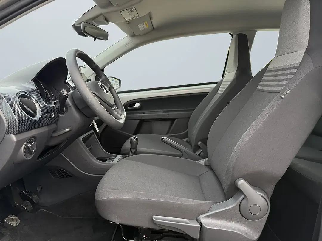 Volkswagen up! - Thumbnail 4