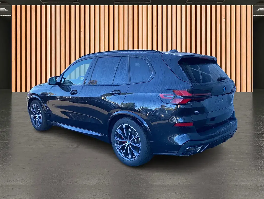 BMW X5 M - Thumbnail 9