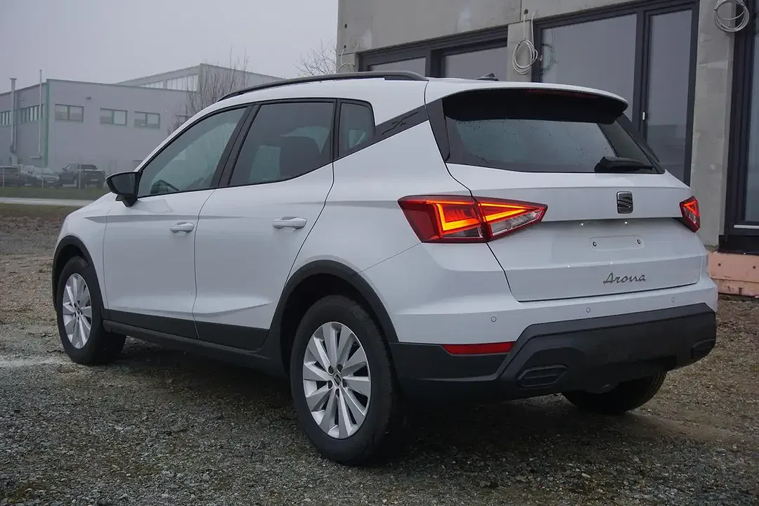 SEAT Arona - Thumbnail 6