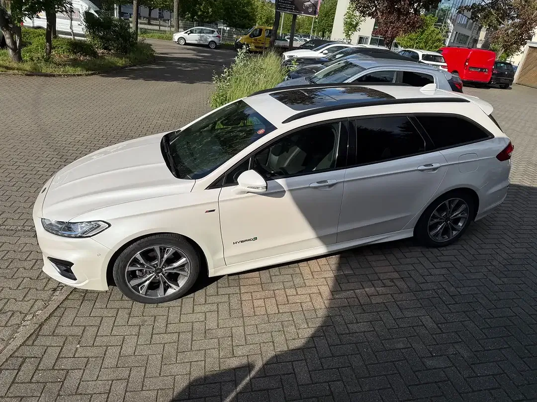 Ford Mondeo - Thumbnail 11
