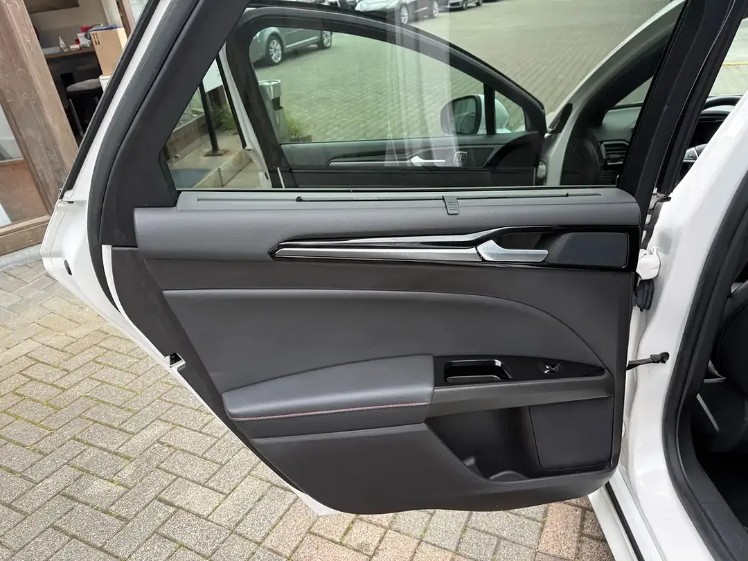 Ford Mondeo - Thumbnail 7