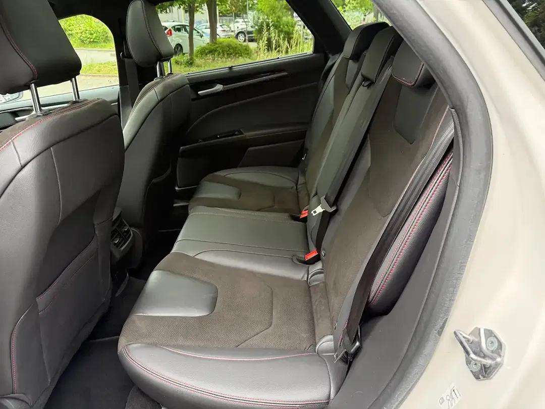 Ford Mondeo - Thumbnail 8