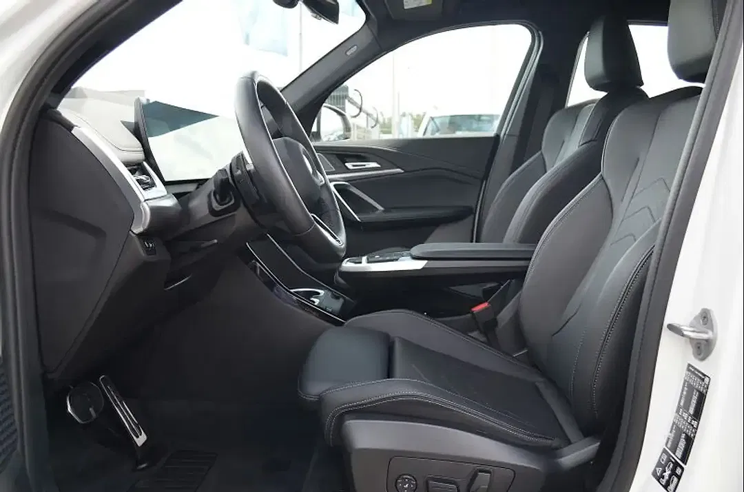 BMW X1 - Thumbnail 6
