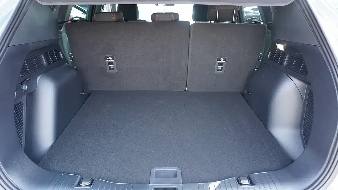 Ford Kuga - Thumbnail 10
