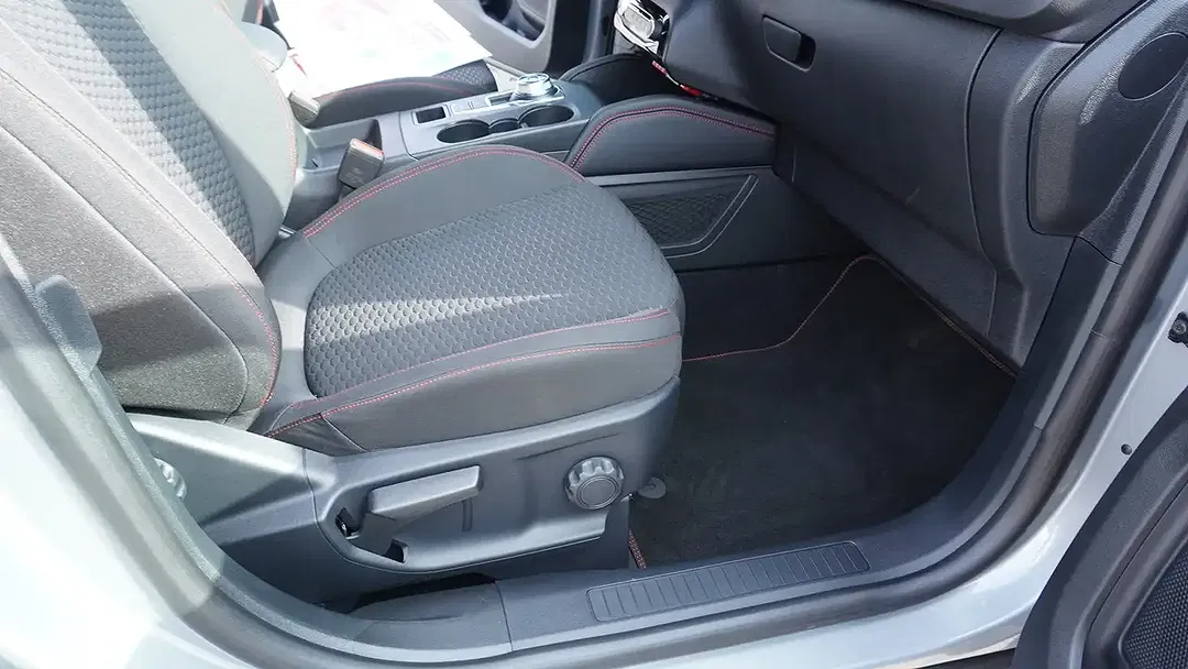 Ford Kuga - Thumbnail 11