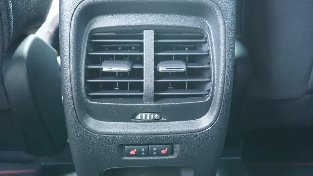 Ford Kuga - Thumbnail 12