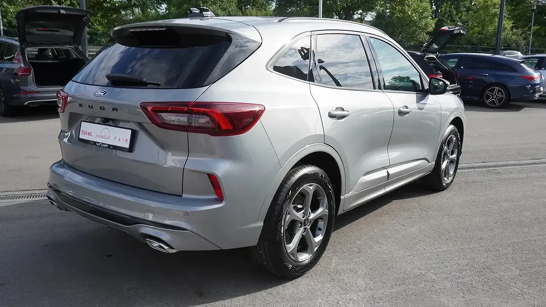 Ford Kuga - Thumbnail 4
