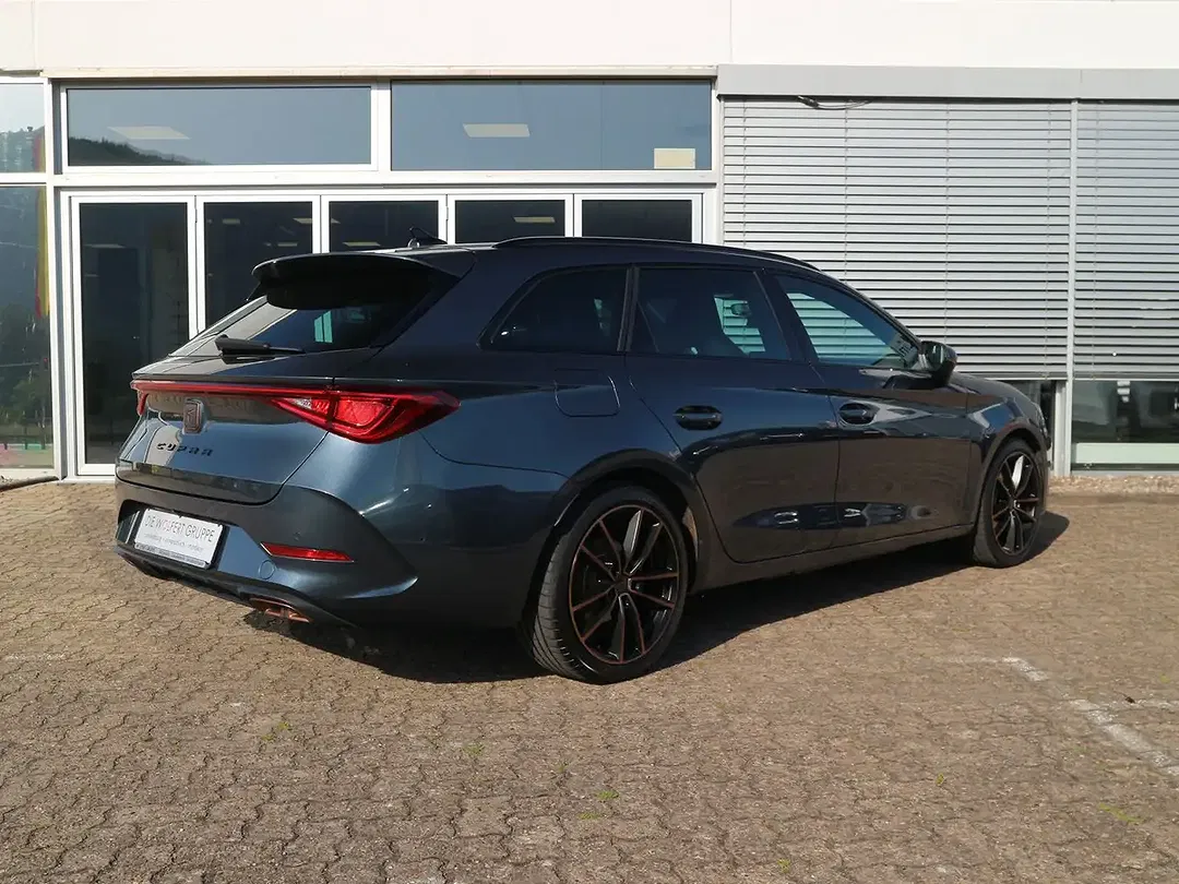 CUPRA Leon - Thumbnail 6