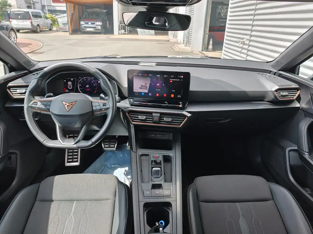 CUPRA Leon - Thumbnail 13