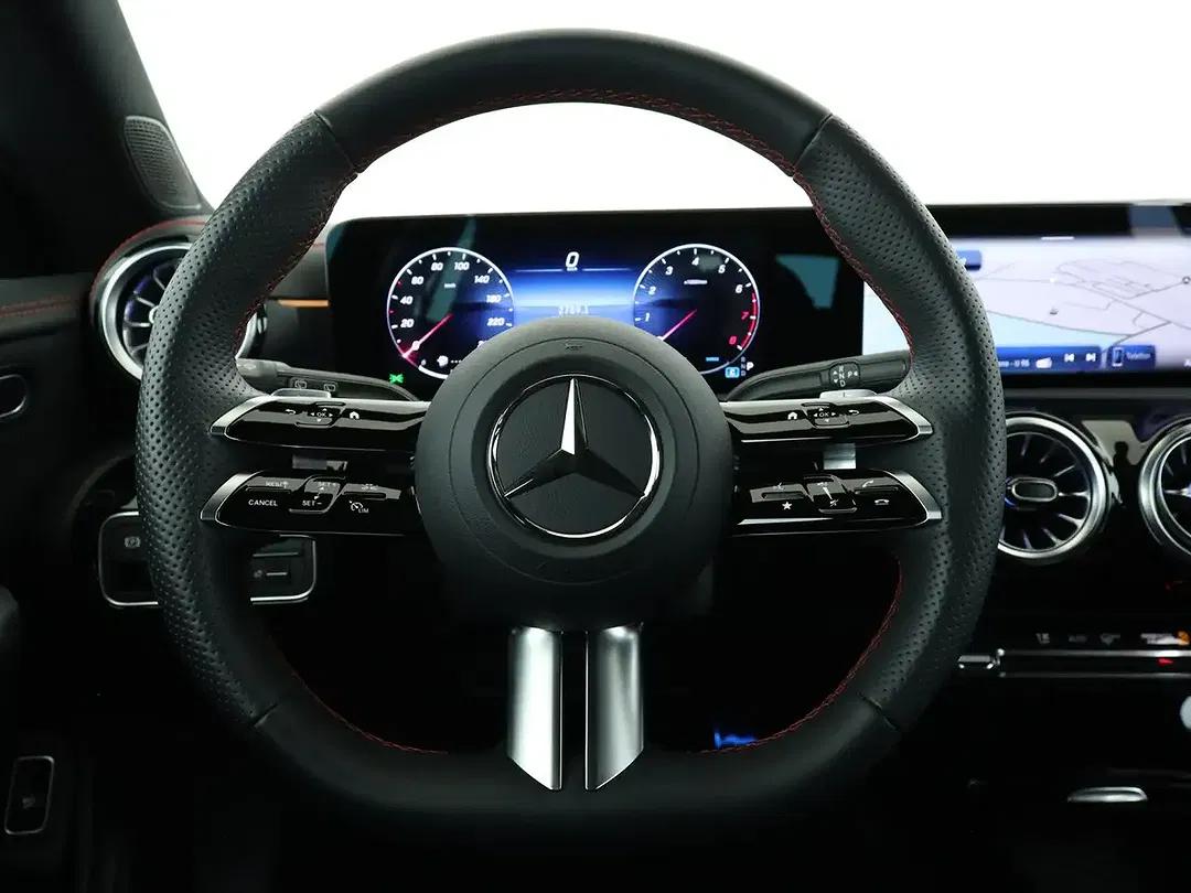 Mercedes-Benz CLA 180 - Thumbnail 11