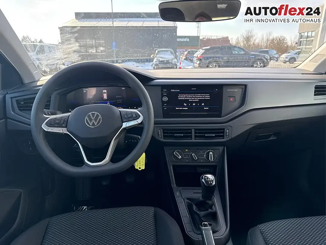 Volkswagen Polo - Thumbnail 4
