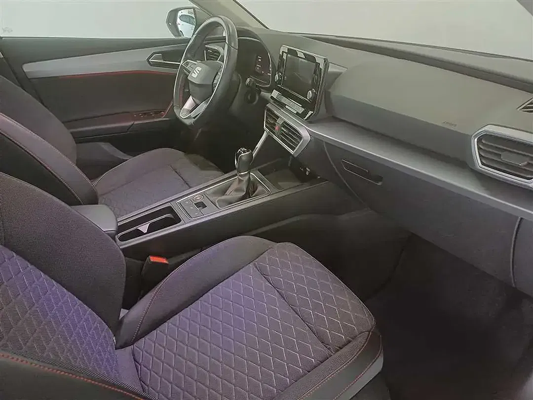 SEAT Leon 1.5 TSI FR - foto 2