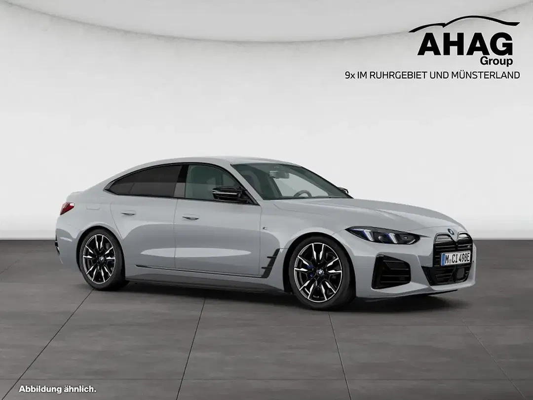 BMW i4 - Thumbnail 9