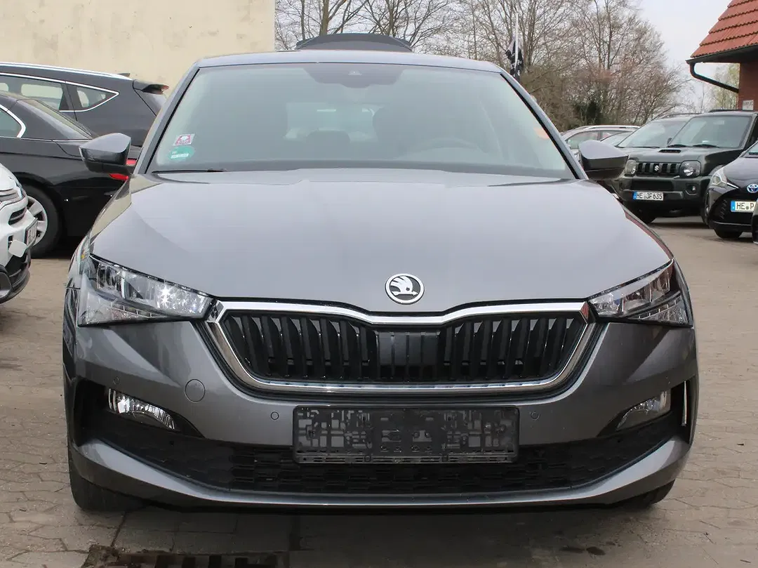 Skoda Scala - Thumbnail 3