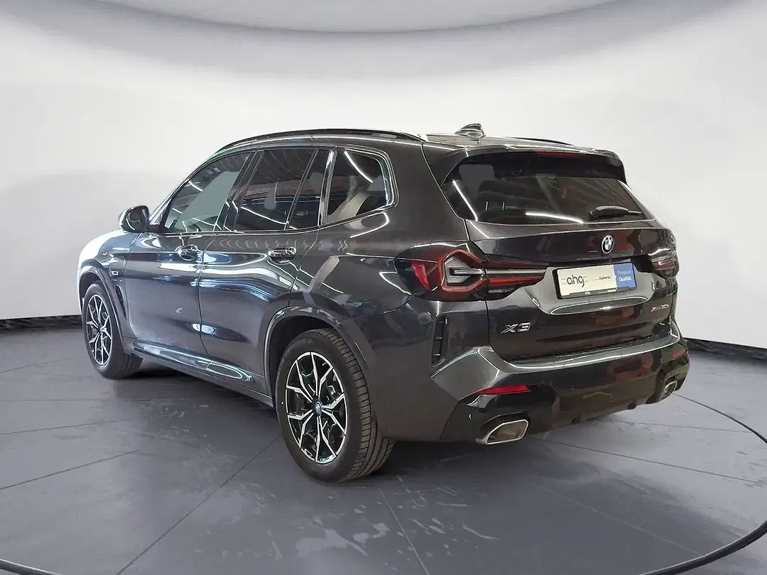 BMW X3 - Thumbnail 4