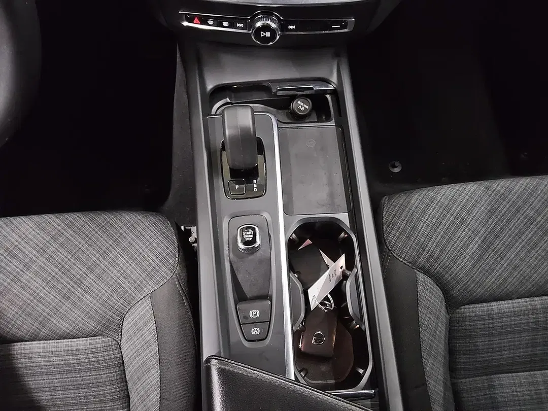 Volvo V60 - Thumbnail 6