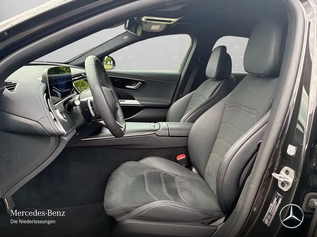 Mercedes-Benz E 220 - Thumbnail 10