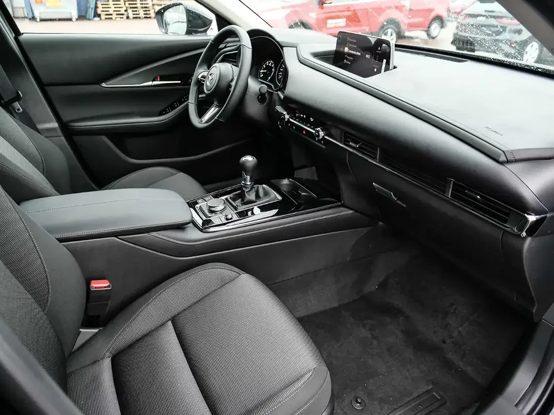 Mazda CX-30 - Thumbnail 11