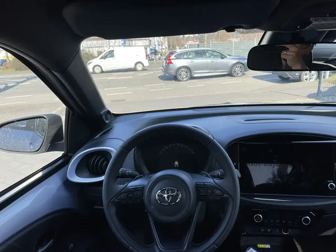 Toyota Aygo X - Thumbnail 11
