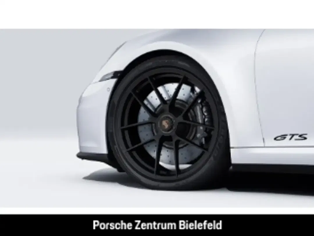 Porsche 992 - Thumbnail 6