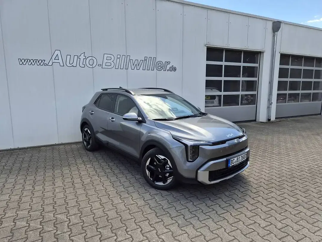 Kia Stonic - Thumbnail 3