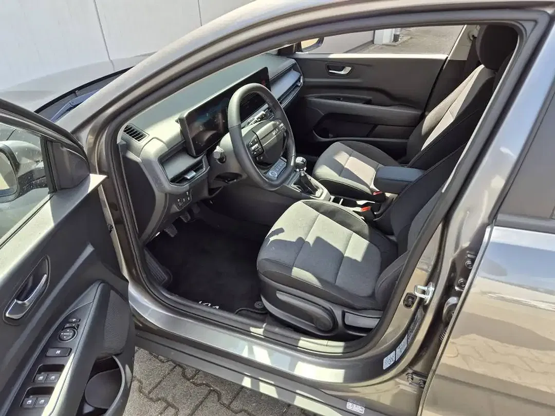 Kia Stonic - Thumbnail 7