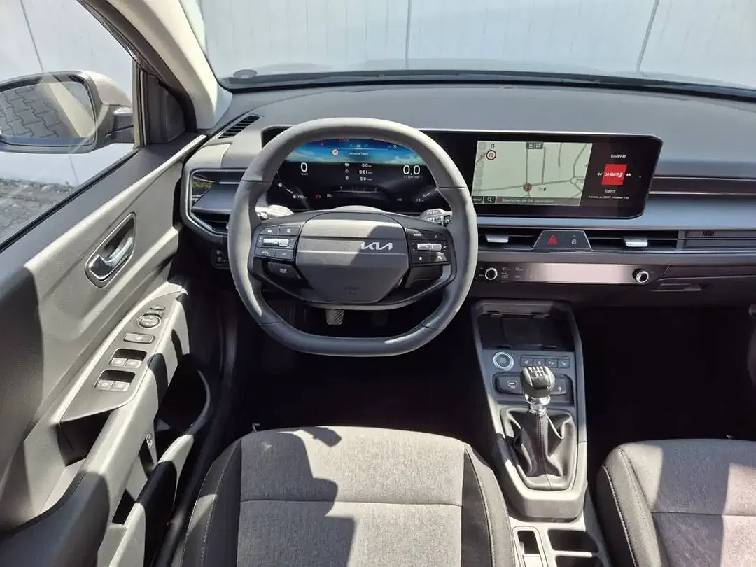 Kia Stonic - Thumbnail 8