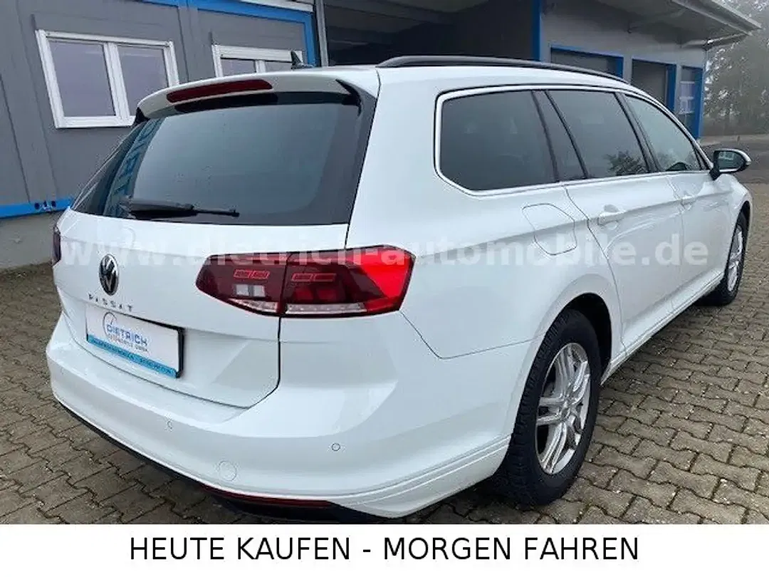 Volkswagen Passat Variant - Thumbnail 4