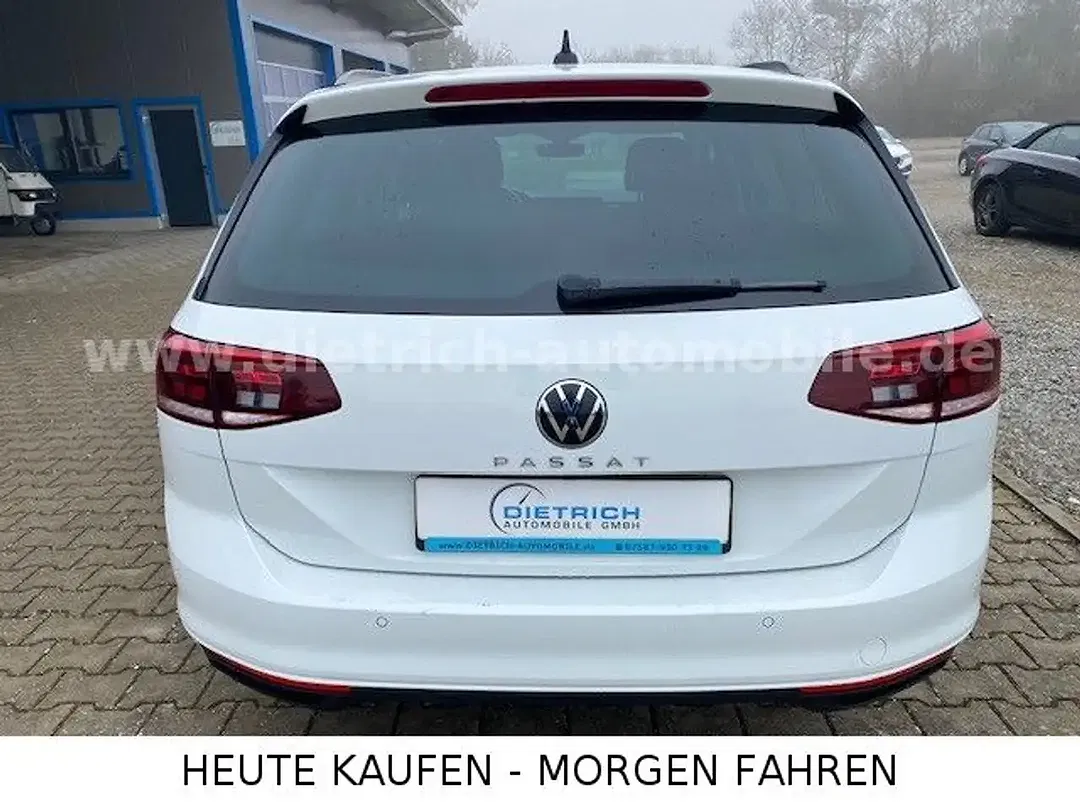 Volkswagen Passat Variant - Thumbnail 8