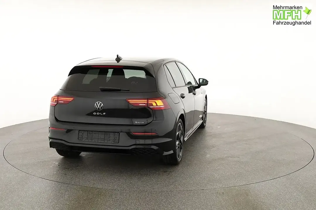 Volkswagen Golf - Thumbnail 14