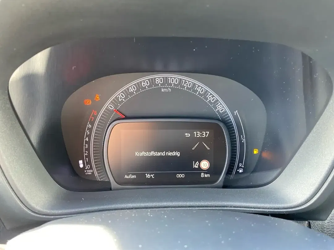 Toyota Aygo X - Thumbnail 12