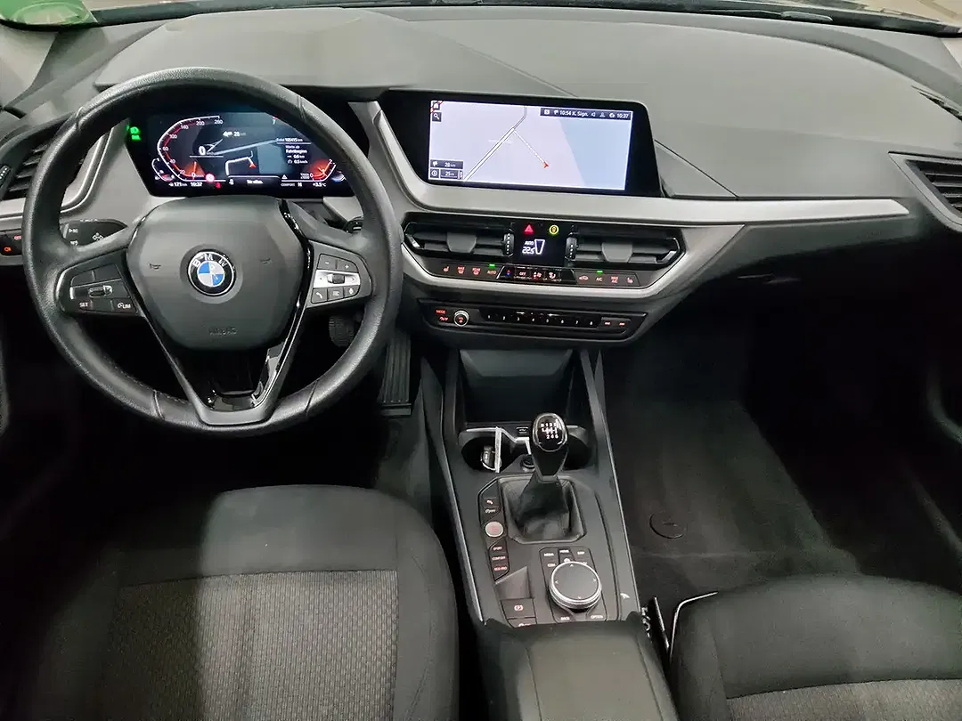 BMW 116 - Thumbnail 3