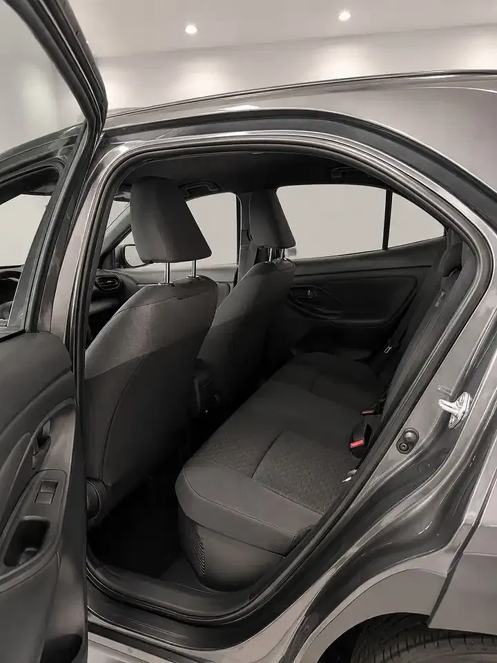 Toyota Yaris Hybrid Teamplayer - foto 12