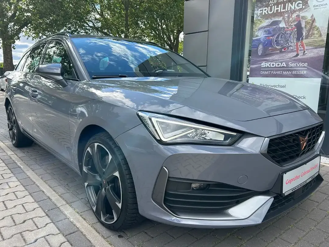 CUPRA Leon - Thumbnail 4
