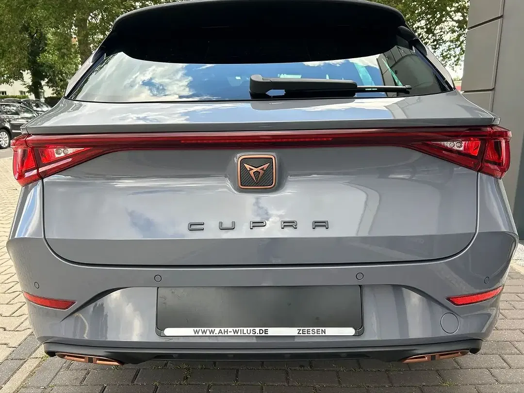 CUPRA Leon - Thumbnail 8