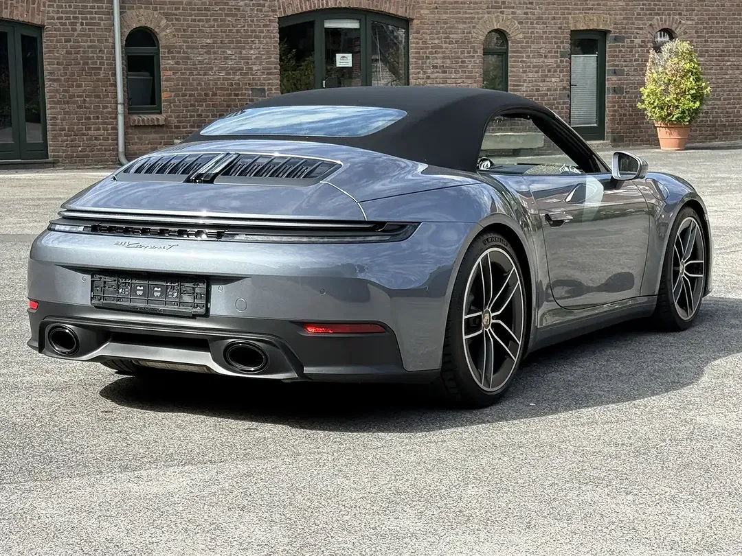 Porsche 992 - Thumbnail 13