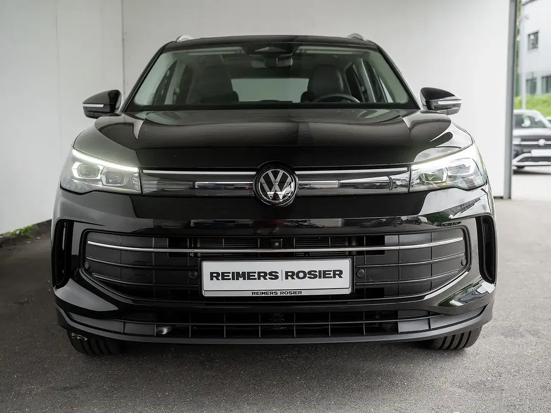 Volkswagen Tiguan - Thumbnail 2